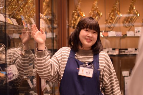 スタッフ写真 栃本