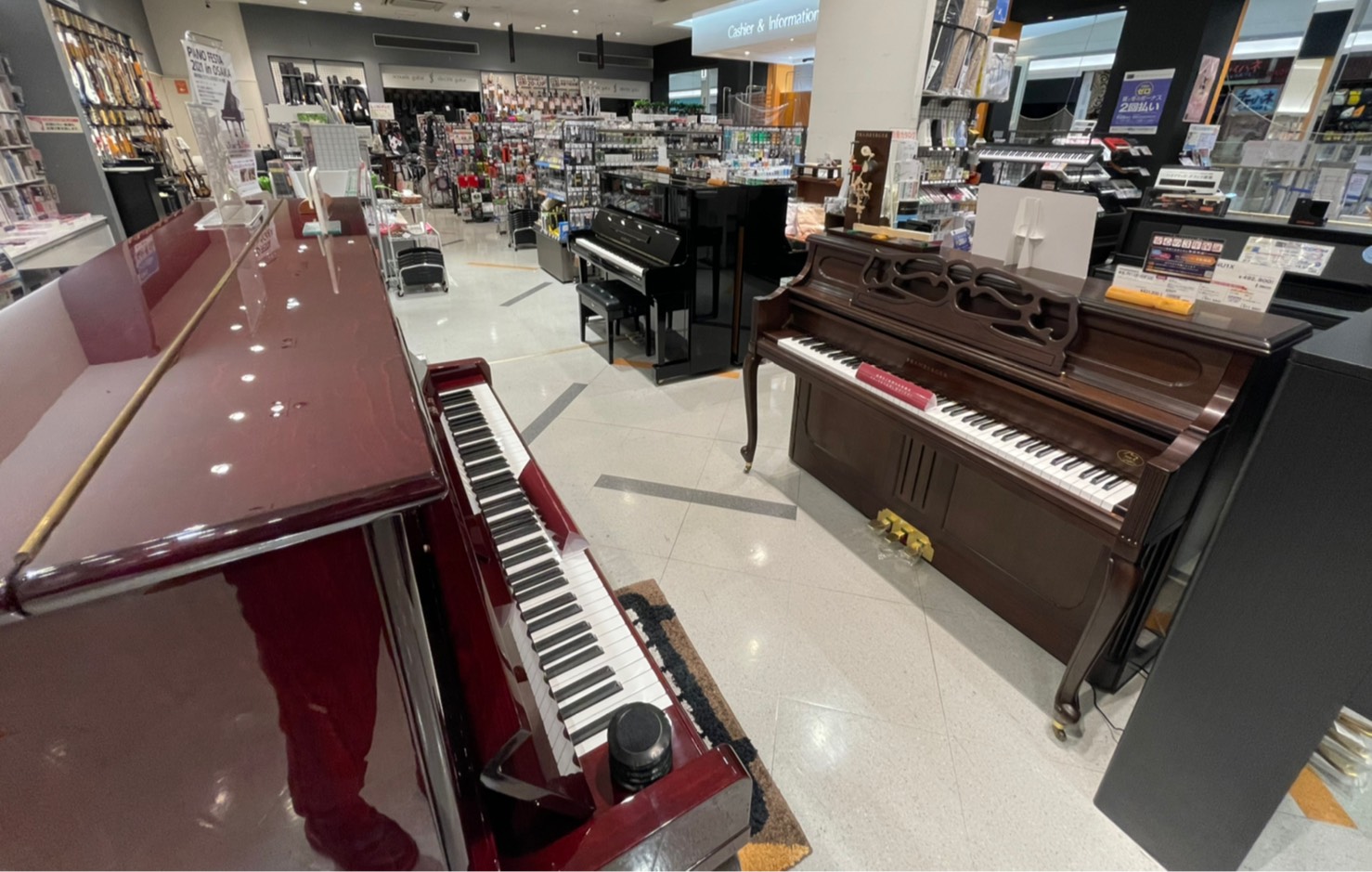 新品/中古アップライトピアノ・グランドピアノ展示中！ピアノ探しは神戸北店へ！