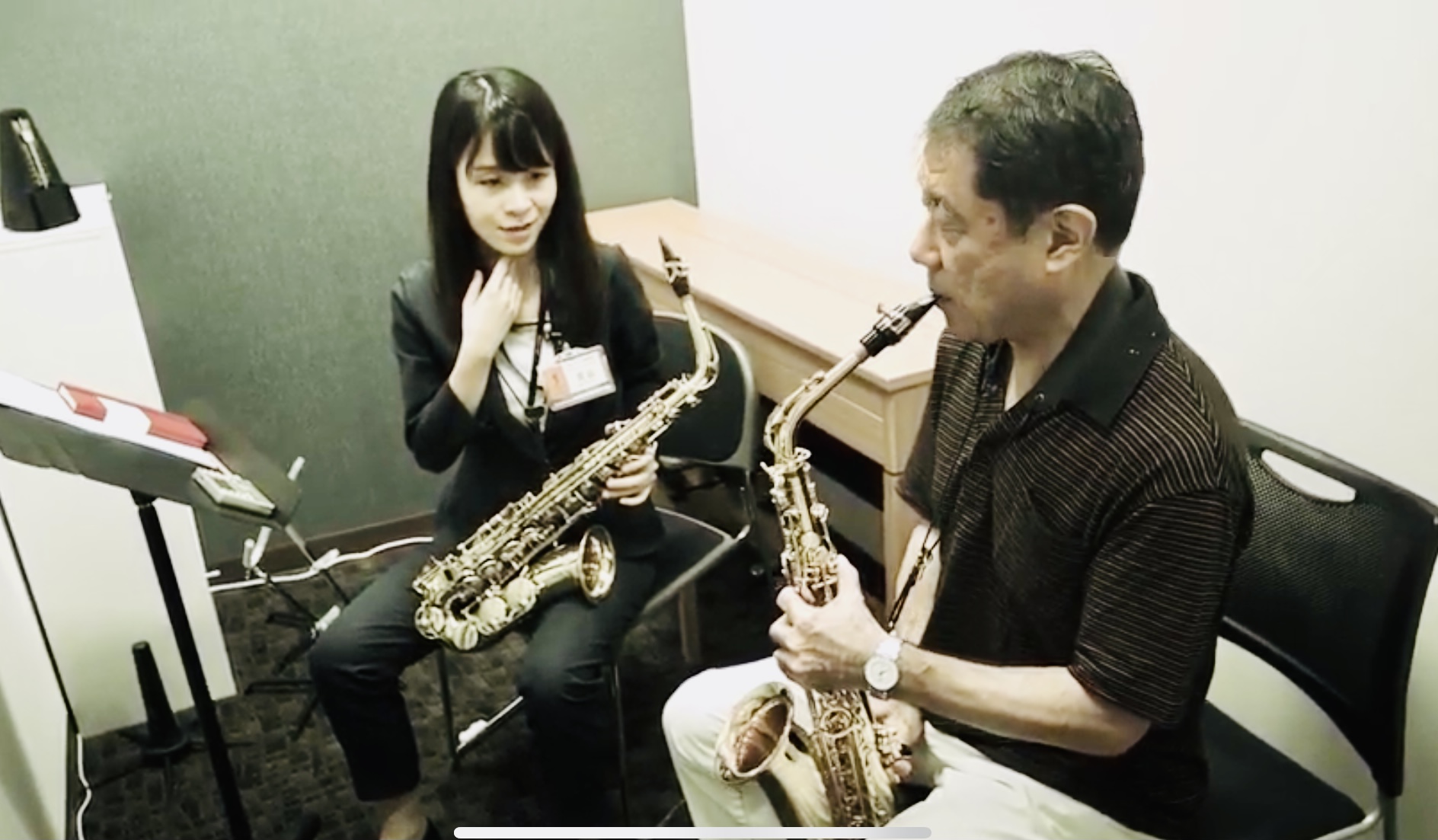 島村楽器の中でも人気を誇るサックスコースがこの度火曜日に新規開講です！ CONTENTS講師紹介講師インタビューレッスンシステム・料金充実の会員システムよくあるご質問お問合せ講師紹介 アルトサックス・テナーサックス・バリトンサックス　どの楽器でも受講OK 生徒様一人一人の目標に合わせてレッスンを実施 […]