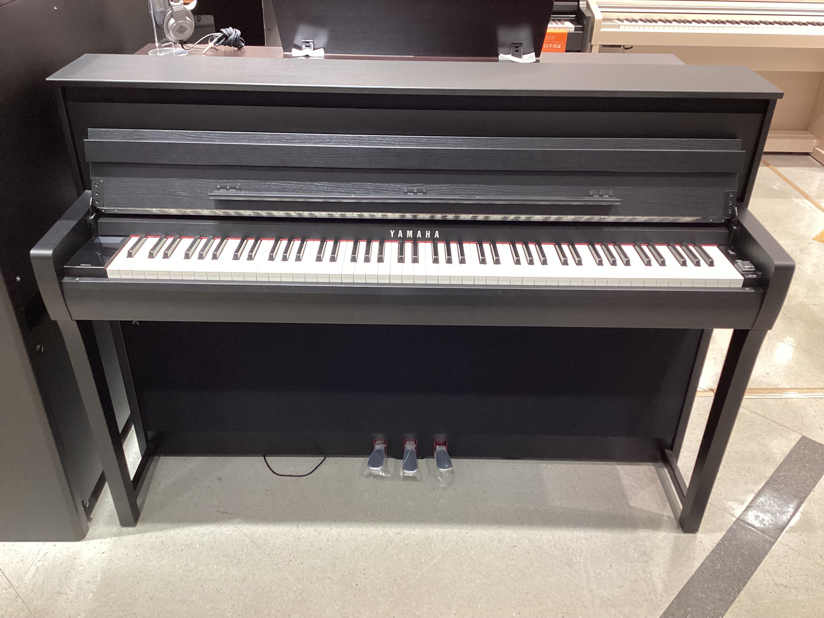 YAMAHA 電子ピアノCLP-785 カラー:B