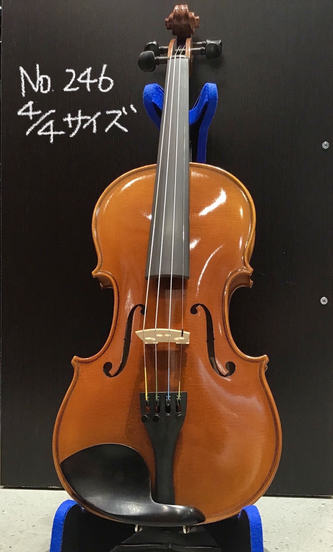 SUZUKI　バイオリンNo.246 4/4