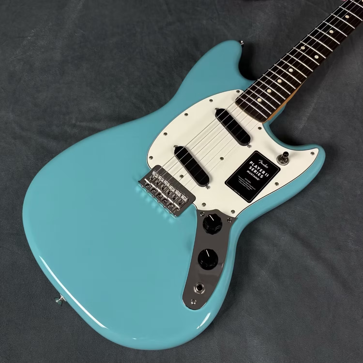 FenderPlayer II Mustang Aquatone Blue