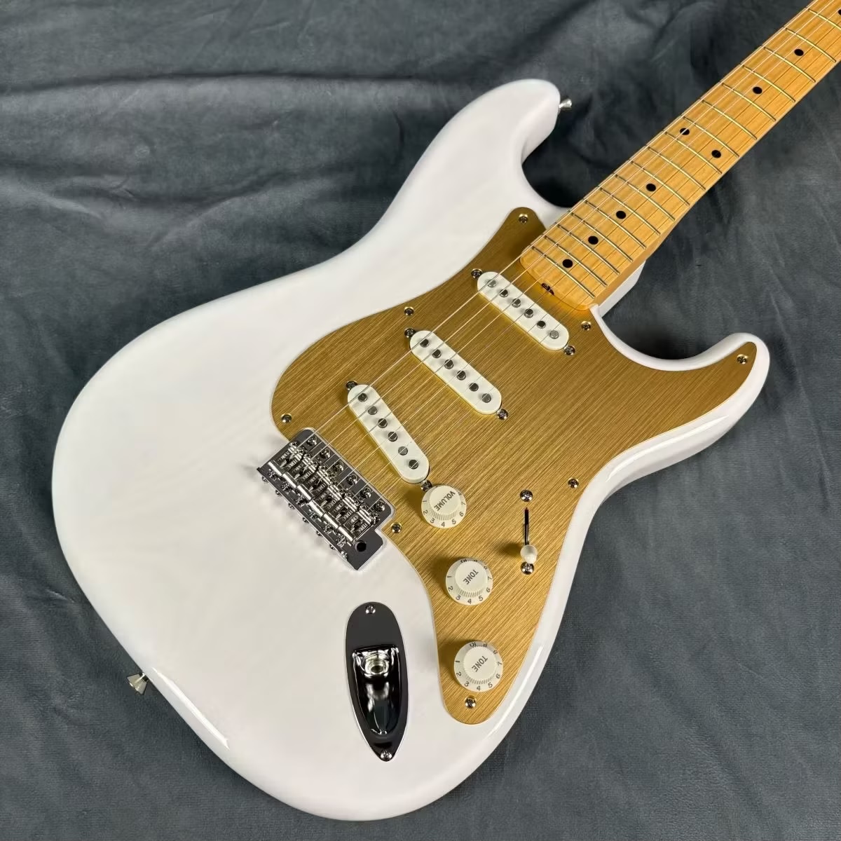 FenderMade in Japan Heritage 50s Stratocaster