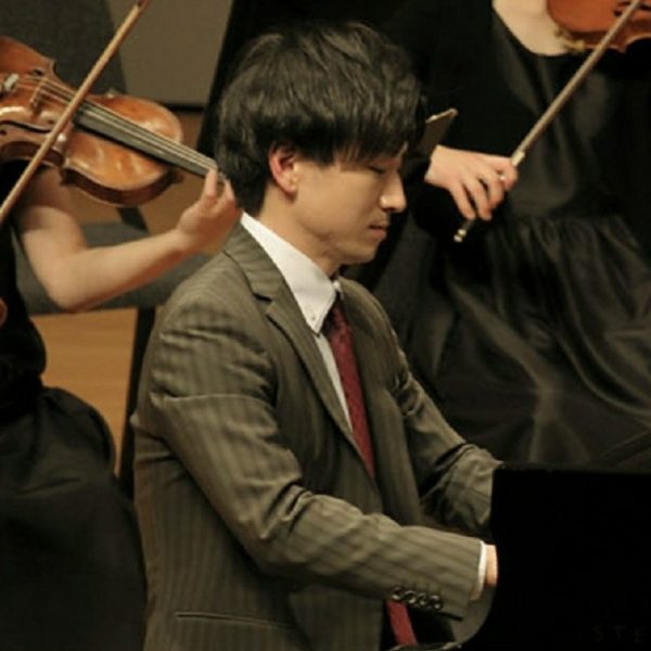 オーケストラとのピアノ協奏曲　共演