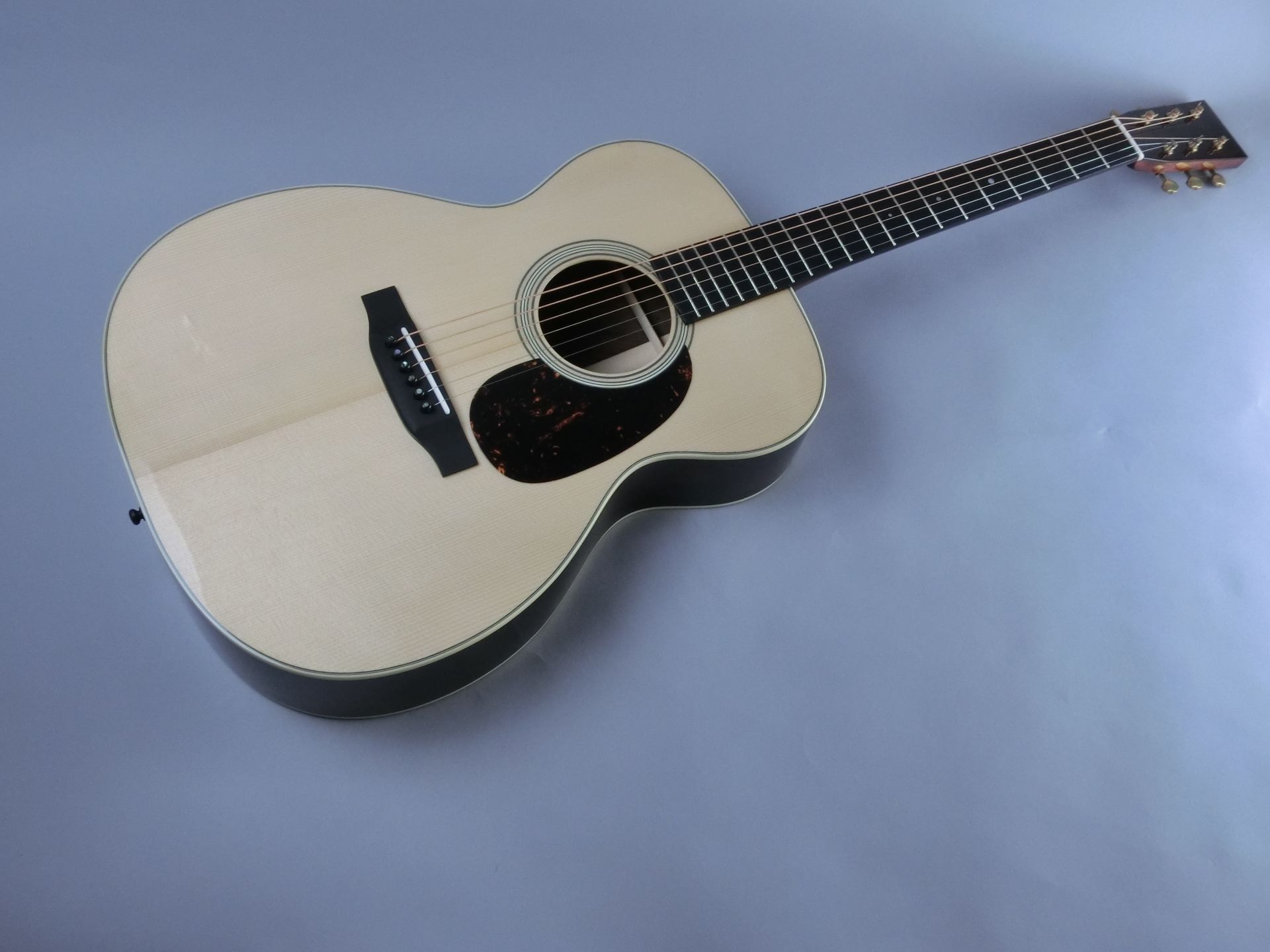 *Sakata Guitars 島村楽器限定モデル発売決定！！ こんにちは！ ギター担当の今村です！！ 今回は現在島村楽器限定で販売のSakata guitarsのモデルについてご紹介させて頂きます！！ [https://www.shimamura.co.jp/shop/kofu/ag-ukulel […]