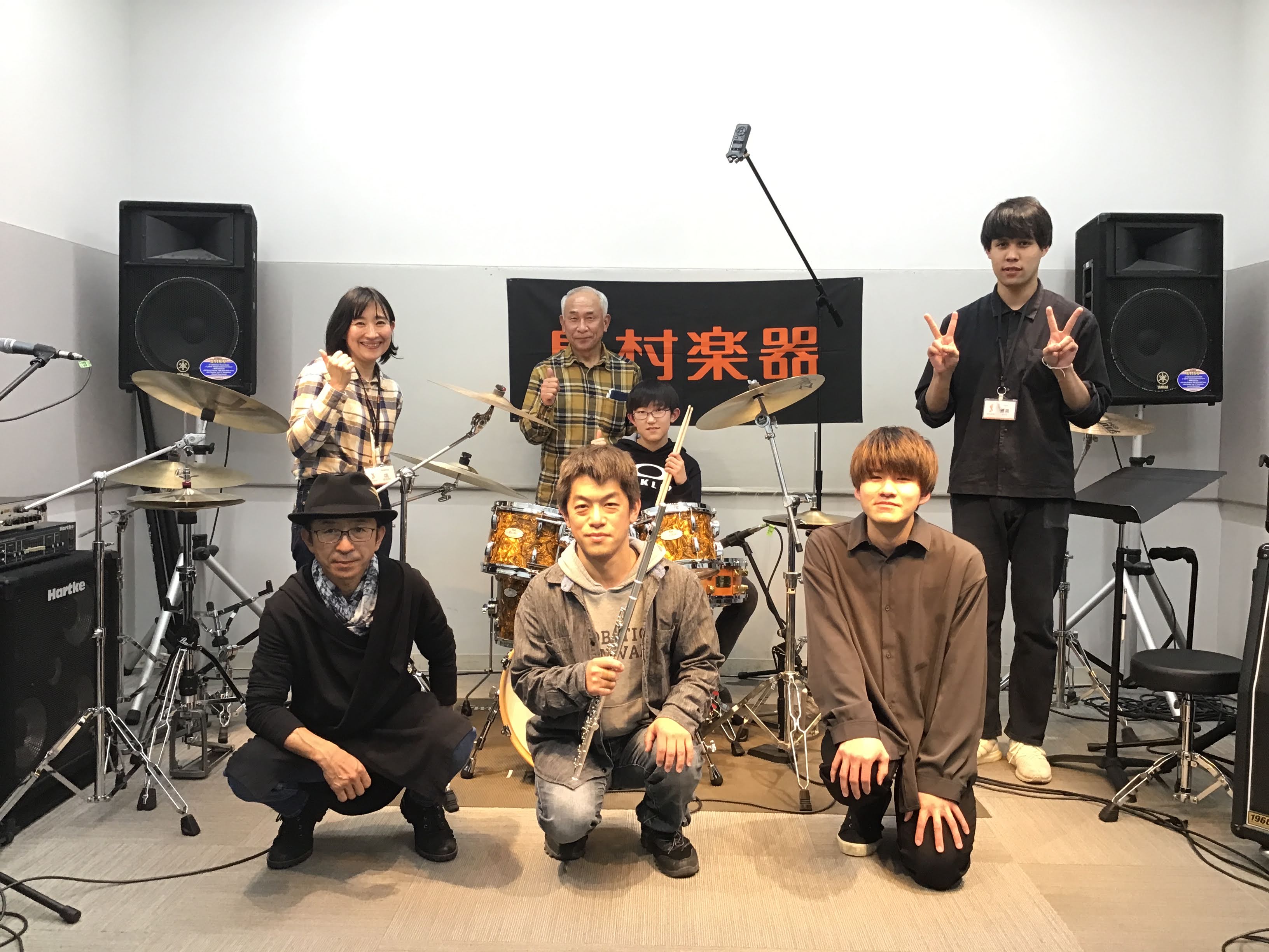 2月5日、3回目のインストアライブ in 甲府を開催いたしました! ご好評いただきインストアライブin甲府、無事にVol.3を開催することができました！ vol.3では、ギター弾き語りあり、バンド演奏あり、フルート演奏ありと楽器も編成も多様でした。 また音楽ジャンルも昭和ソング、J-POP、ボサノバ […]