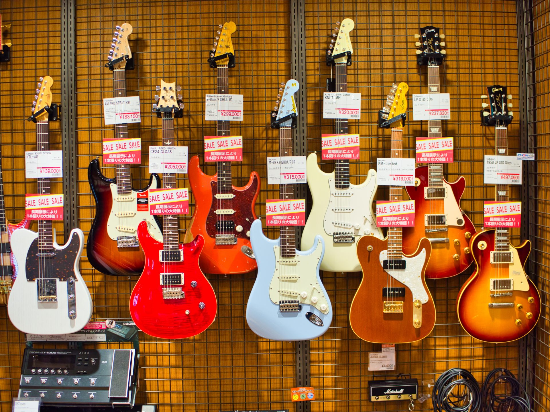 【新品特価】高価格帯エレキギターがお得に手に入るチャンスです！