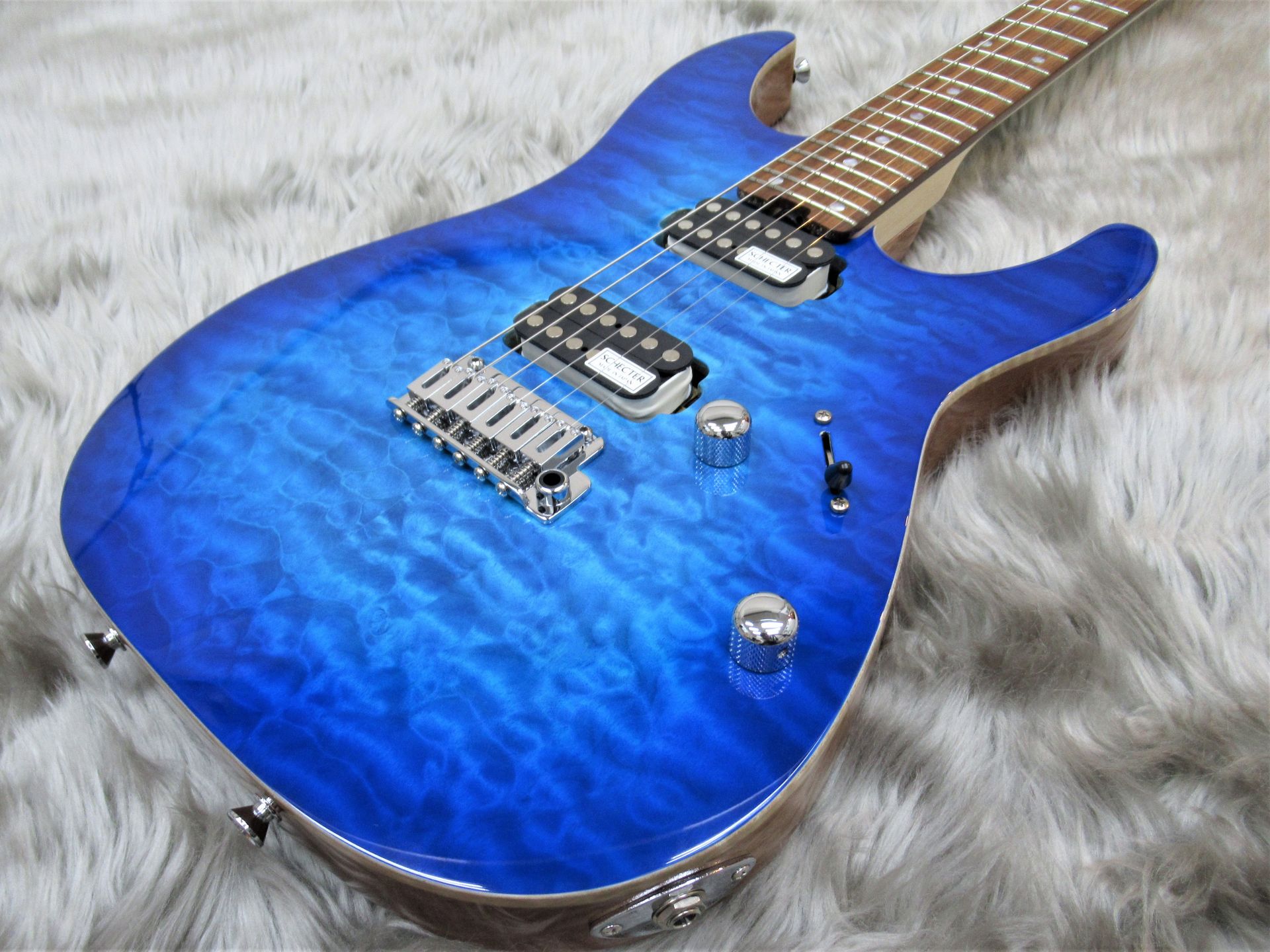 SCHECTER NV-4-24-KLM/PF02