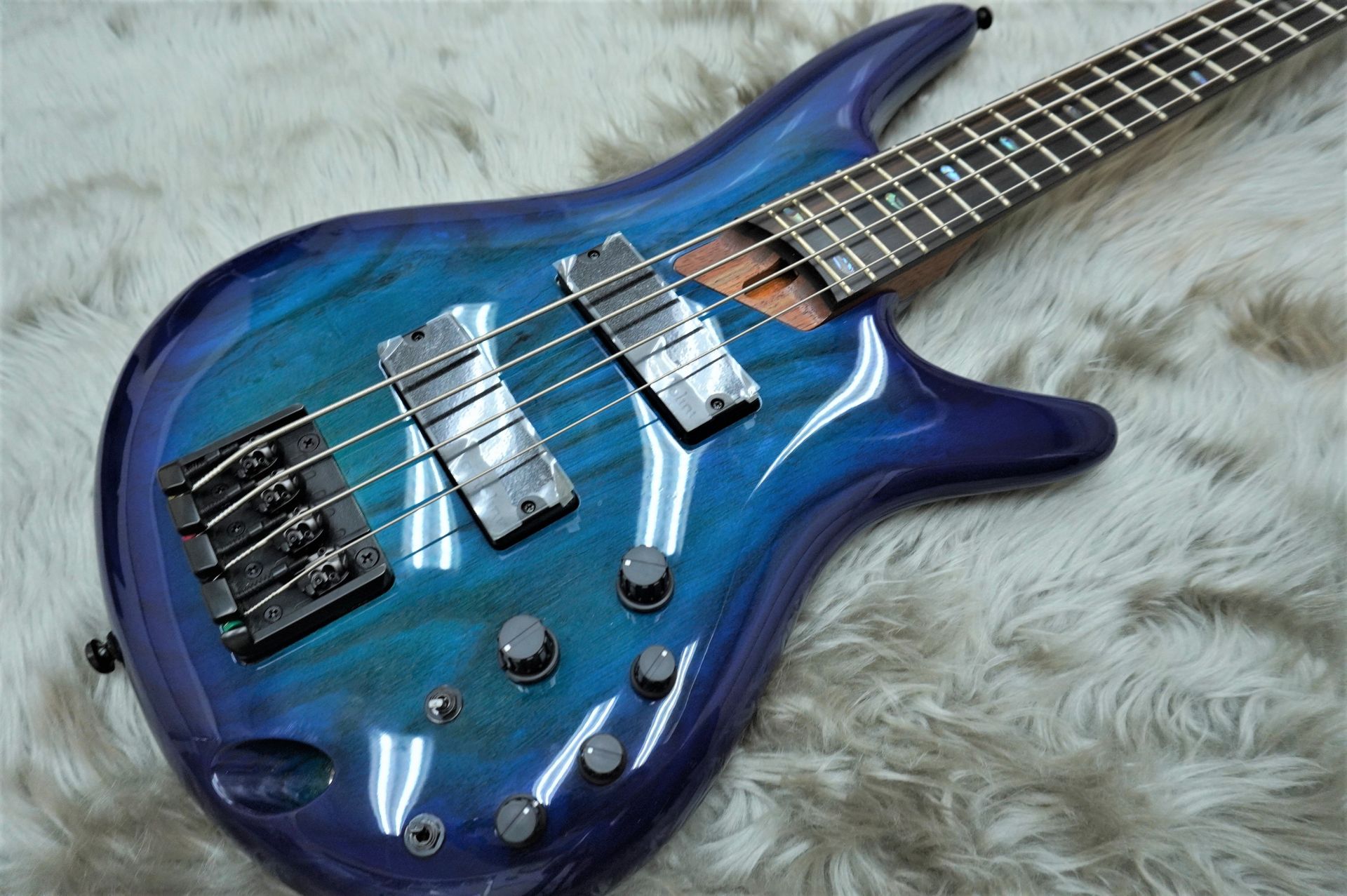 【エレキベース】Ibanez – SSR640 / SPB展示のご案内