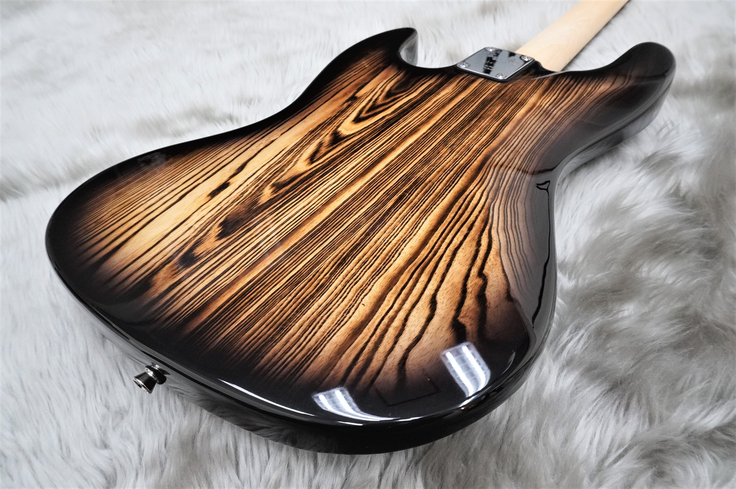 ベース】Bacchus WL-434 TRL/M/BN 限定特価品入荷!!|島村楽器 ベース】Bacchus WL-434 TRL/M/BN 限定特価品入荷!!|島村楽器