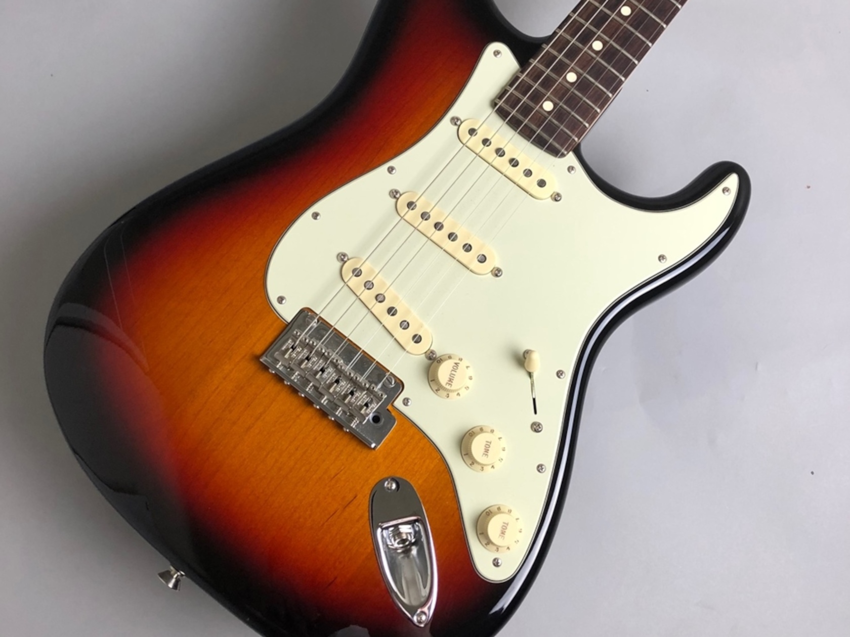 CONTENTS商品紹介商品詳細中古楽器一覧担当商品紹介 定番のFender American Professional Stratcasterが中古で入荷！使用感はありますが比較的綺麗な状態です！詳細・ご購入は下記商品詳細をご覧ください！ 商品詳細 中古楽器一覧 当店では多数の中古楽器を展示中！当 […]