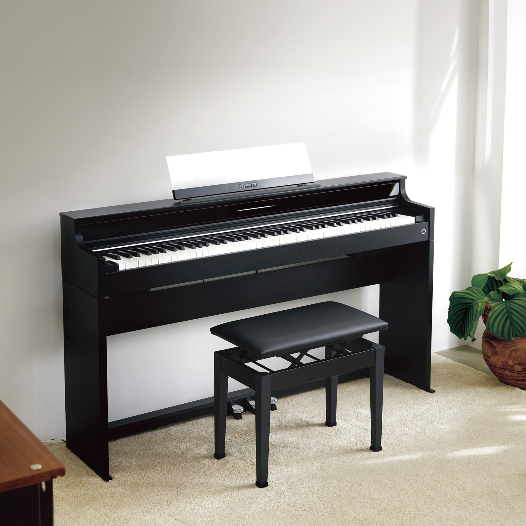 カシオx島村楽器コラボレーション電子ピアノの第9弾！AP-S5000GP/Sが2月22日に発売開始となります！『AP-S5000GP/S』は電子ピアノ『AP-S5000GP』と高低自在椅子『CB-30BK』がセットになったモデルです。コンパクトでスリムな筐体を採用しながらも、ピアノの自然な響きと弾き […]