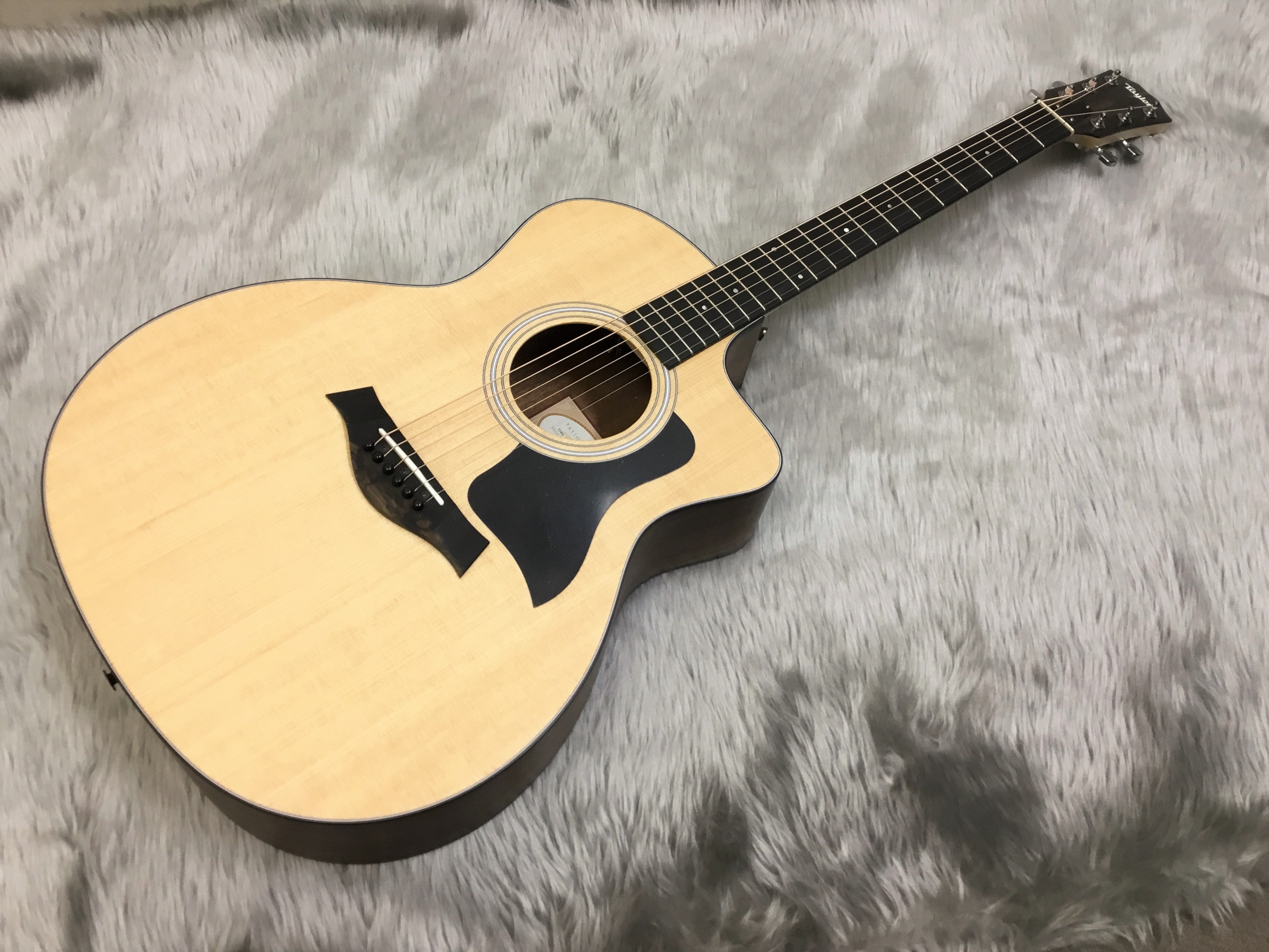 Taylor114ce-Walnut 2017