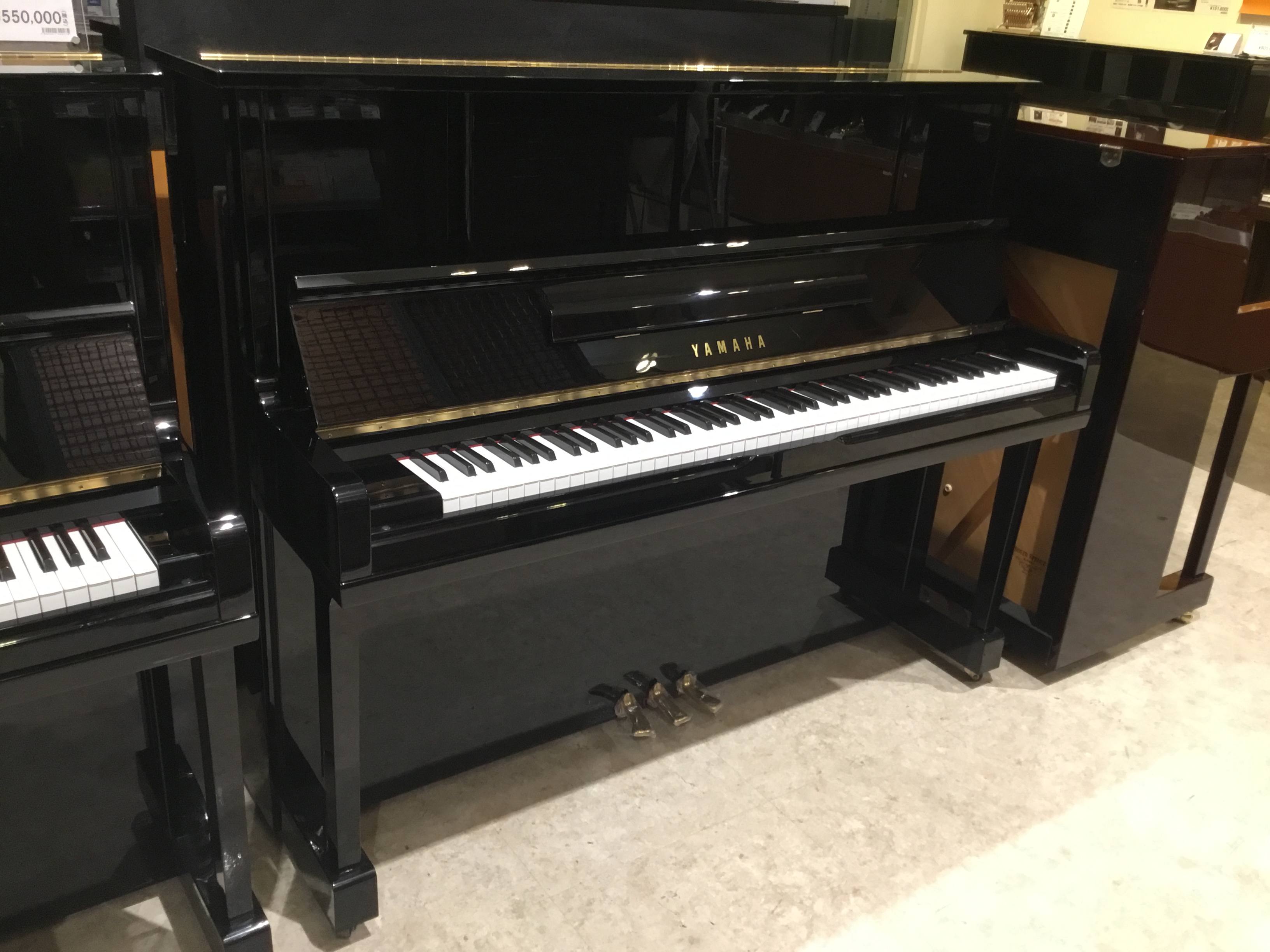 中古アップライトピアノUX10BL（1989年製）