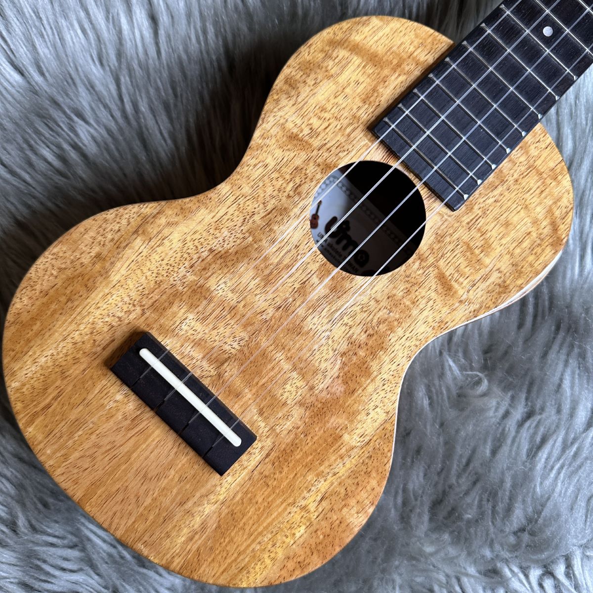 Uma UkuleleUMGO-S