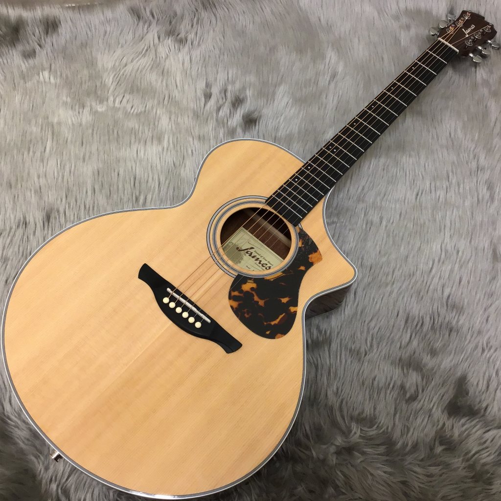 James J-700/C