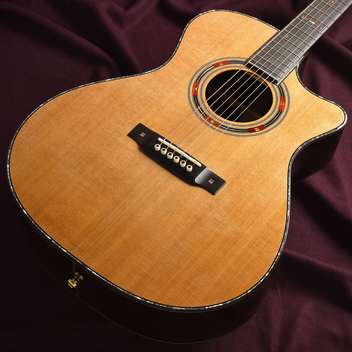 Fonzo GuitarV-34C GA Venetian Cutaway