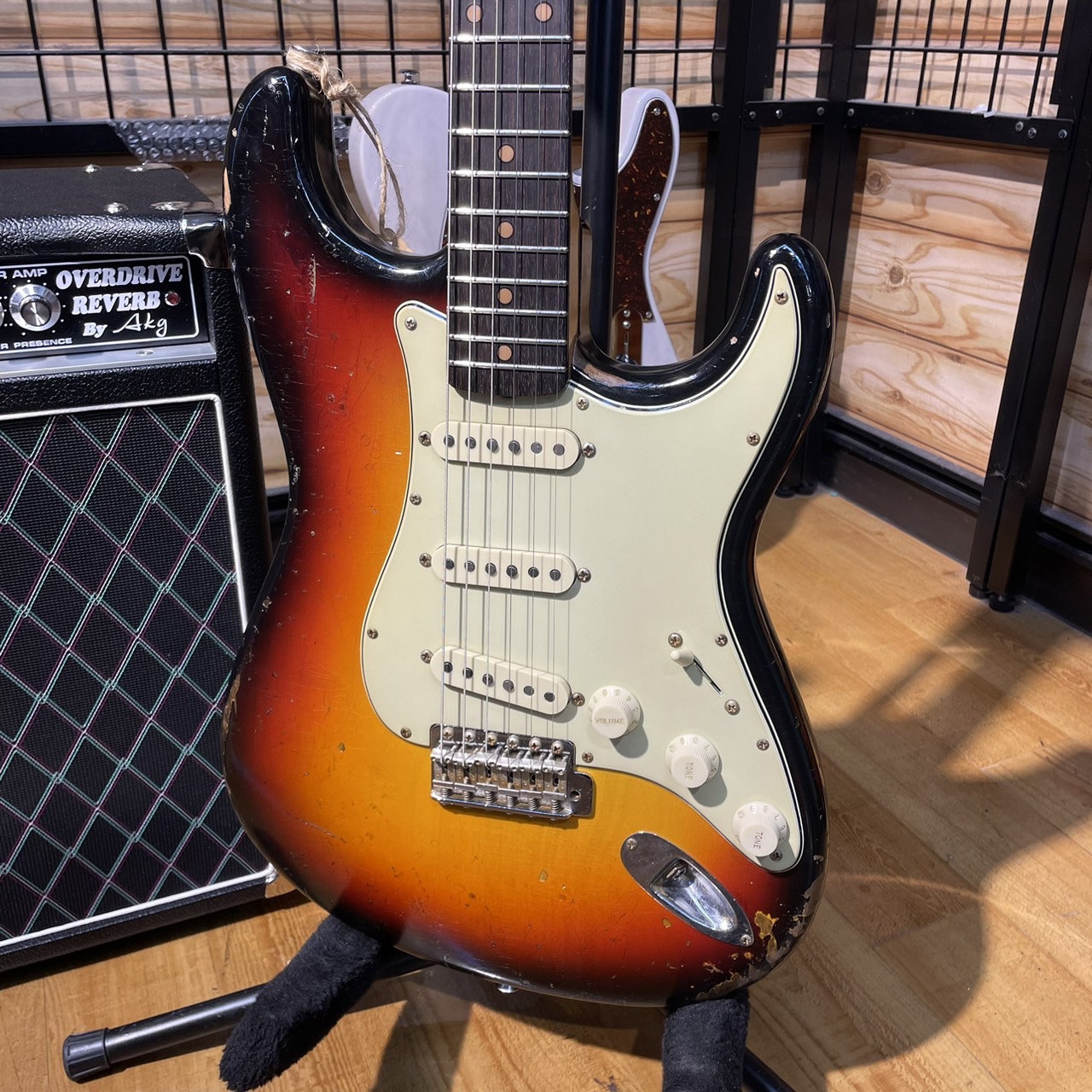 G seven guitar hotsell