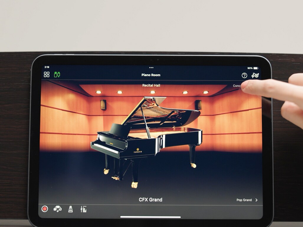      ③Bluetooth®搭載と練習アシスト機能