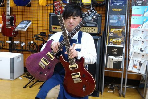 スタッフ写真 エレキギター ベース全般 吉川
