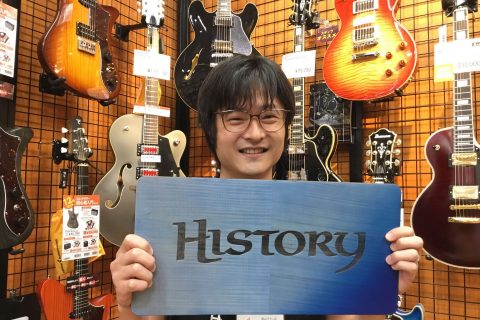 スタッフ写真 副店長、アコギ、エレキギター、アンプ、DTM、シンセサイザー 今村