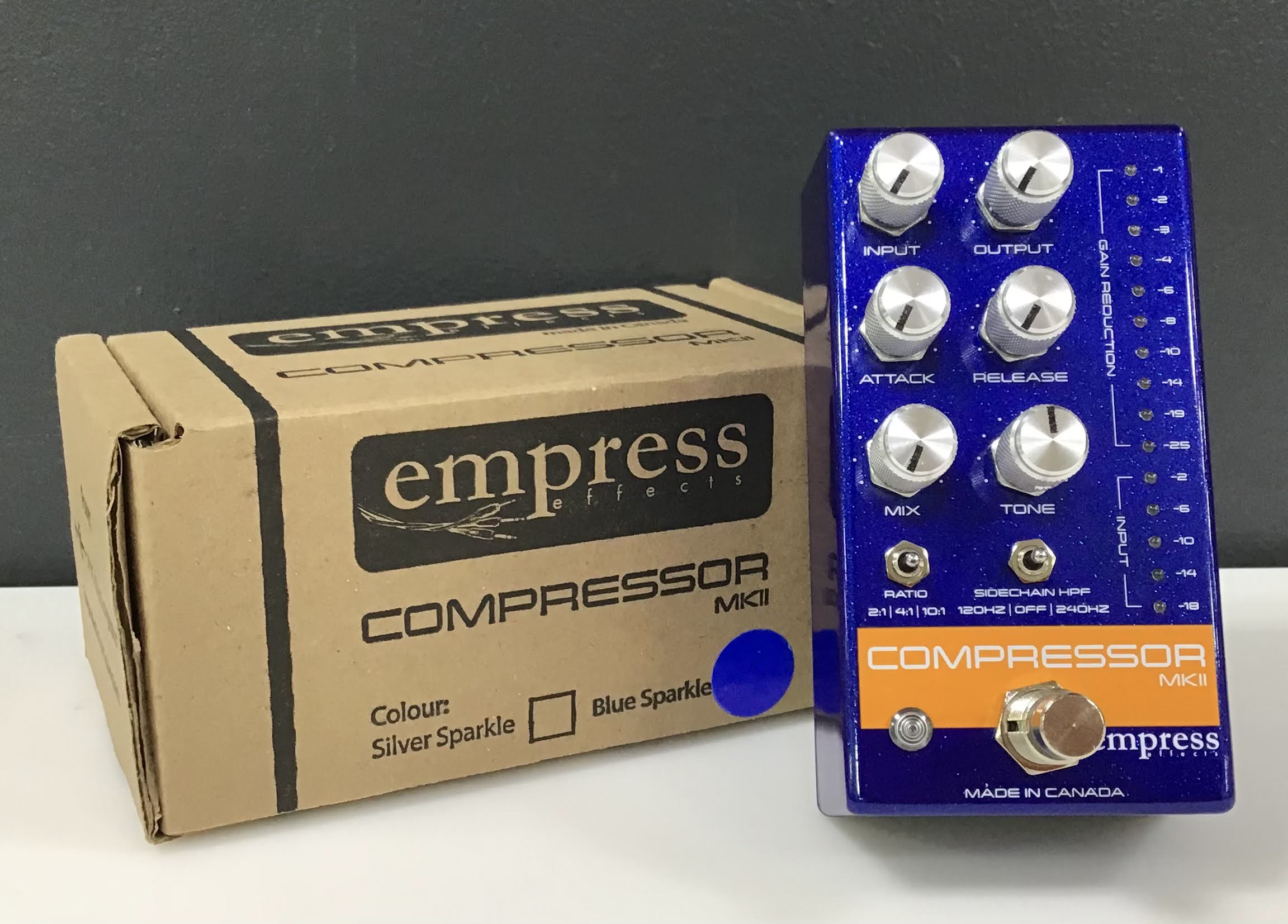 *「High-End」Compressor Pedal！！ ***メーカー公式より抜粋↓ スタジオ・レコーディングの名機[!!UREI 1176!!]コンプレッサー/リミッターからインスパイアされたサウンドはそのまま]] [!!よりコンパクトになりました!!] 従来の色付けやサウンド変化の大きすぎる […]