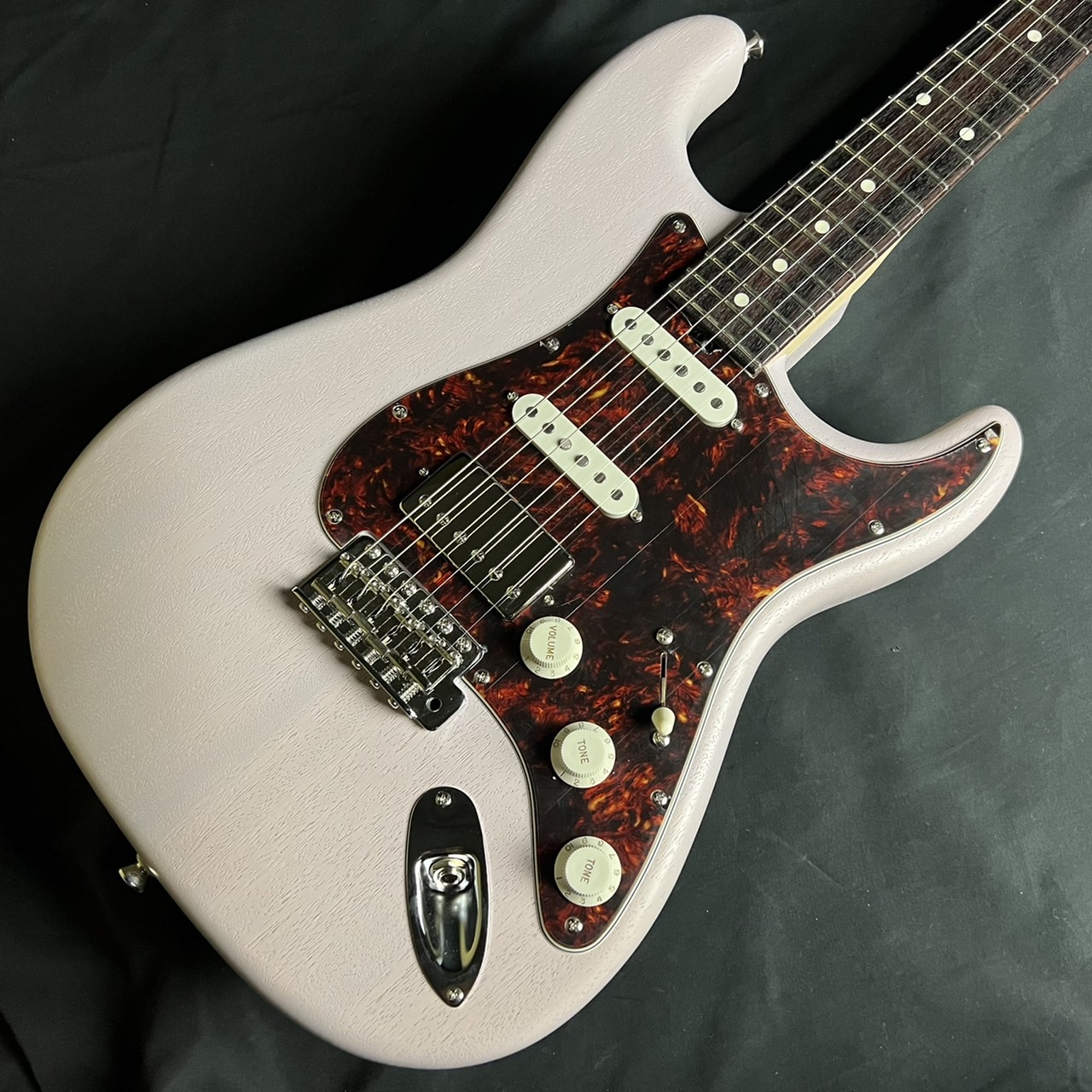Red house GuitarsGeneral S SSH S-LTD