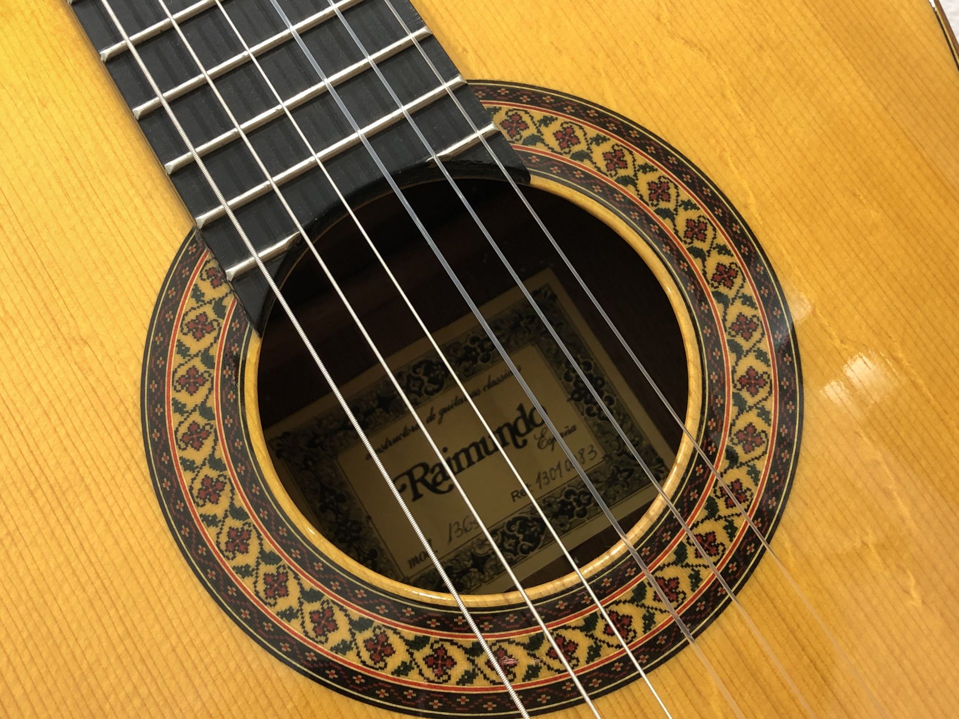 音も綺麗 見た目も可愛い Raimondクラシックギター 島村楽器 イオンモール熊本店