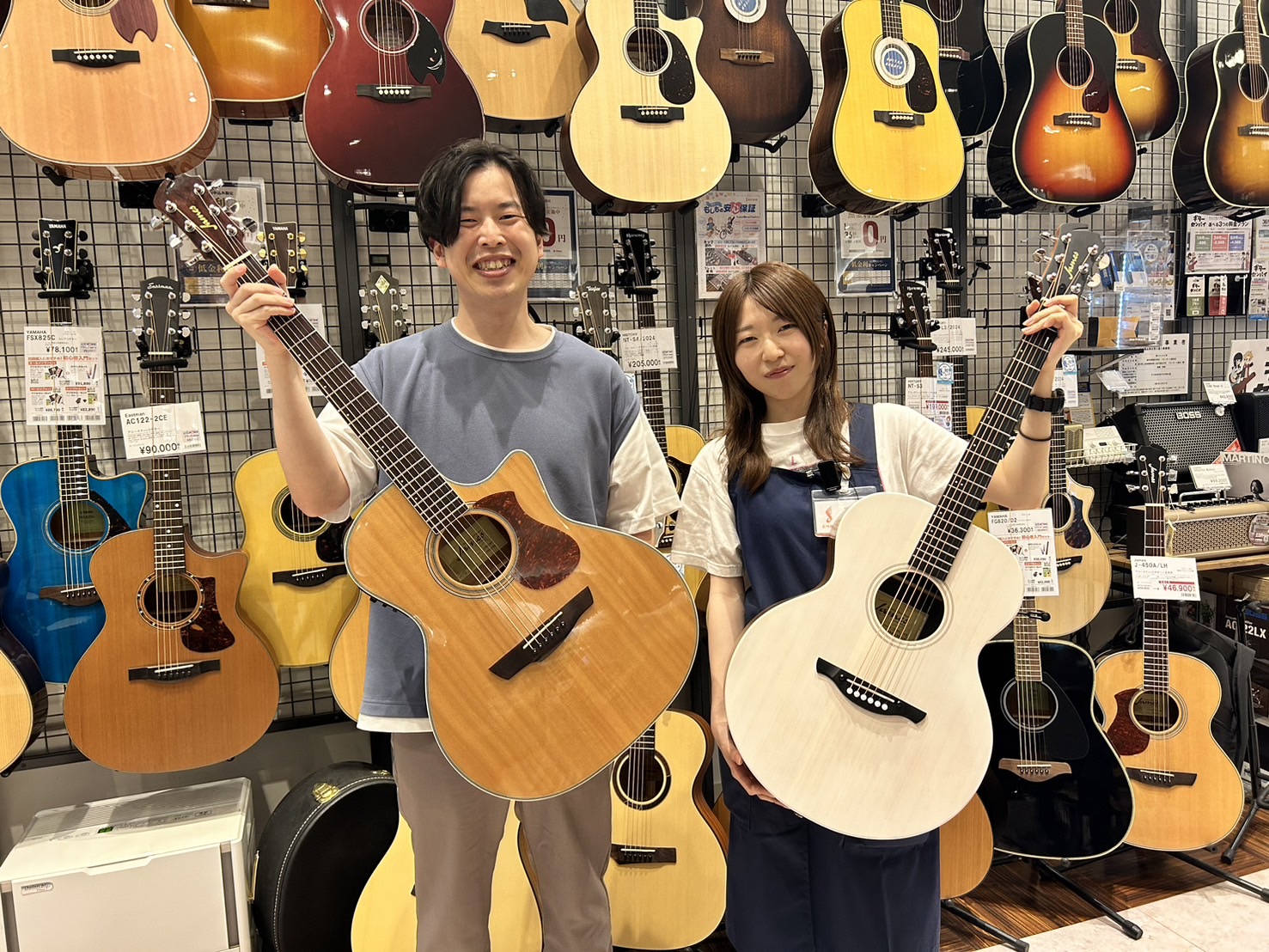 「ギターをはじめてみたいけど、何からはじめたらいいかわからない…」 「レッスンを受けてみたいけどどんな内容か気になる！」「どんな先生が教えているの？」 そういった不安にお応えすべく、今回はギター経験ゼロのスタッフ柳瀬が、 アコースティックギター教室の体験レッスンを受講してみました♪ CONTENTS […]