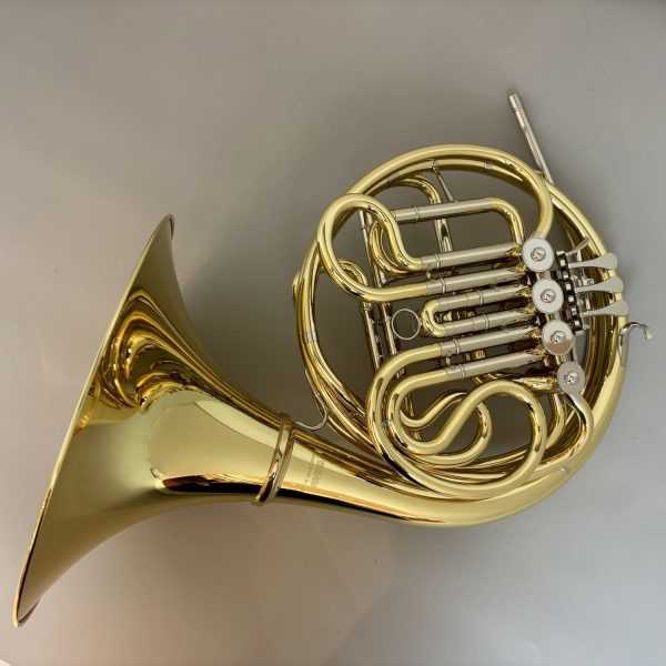 YAMAHA<br />
YHR-567D