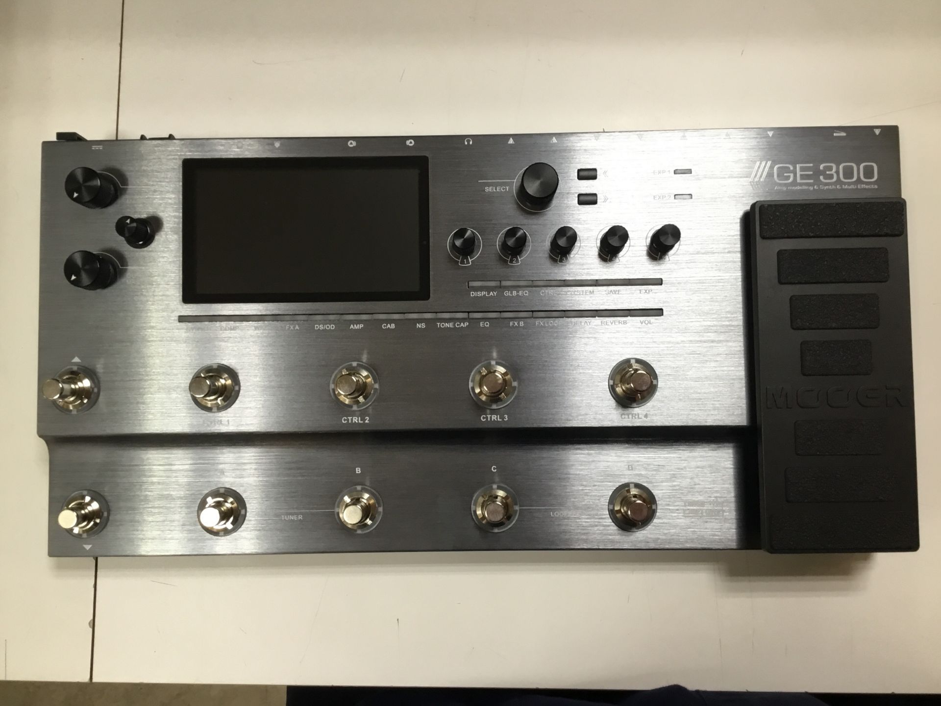 MOOER/GE300　入荷致しました！