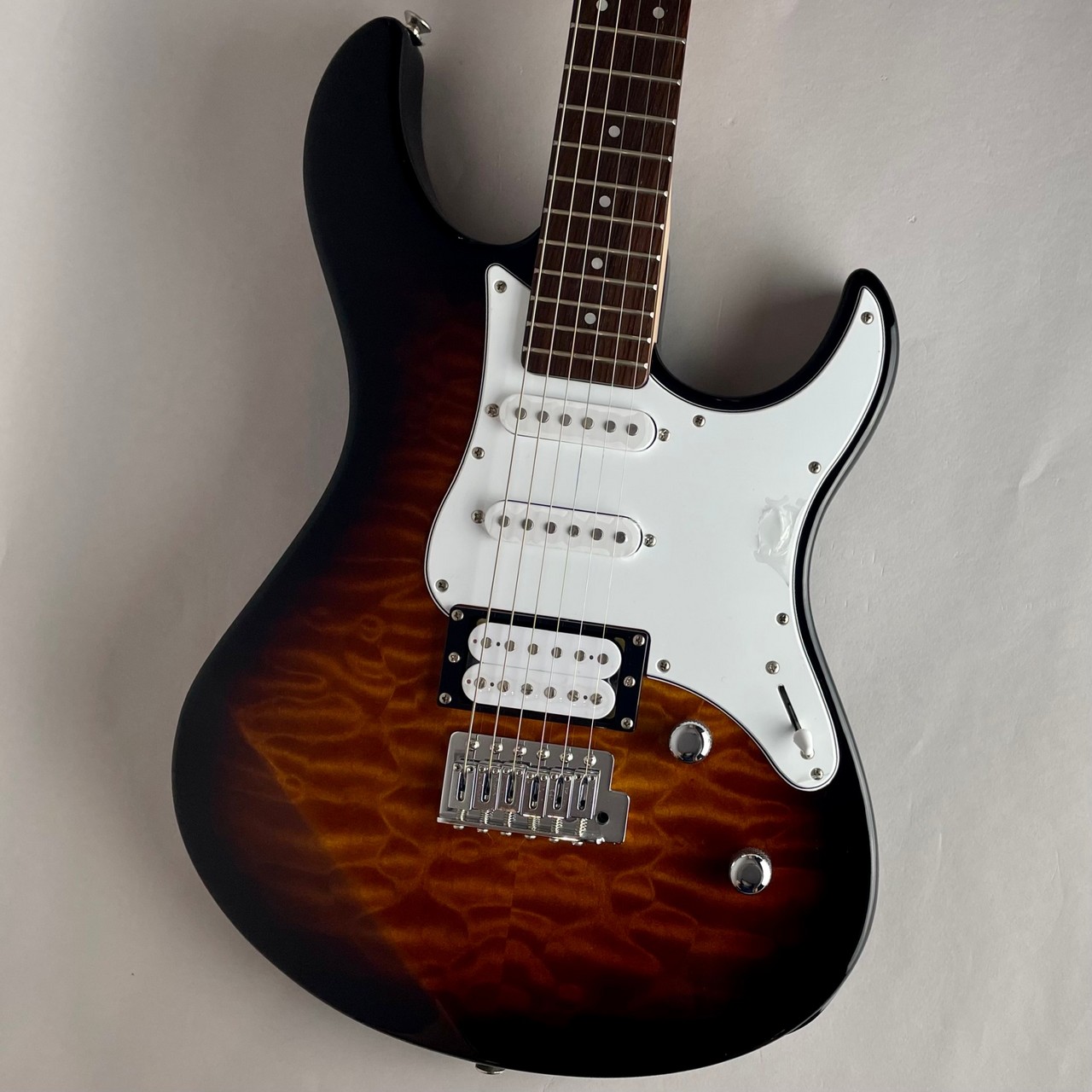 YAMAHAPACIFICA212VQM TBS