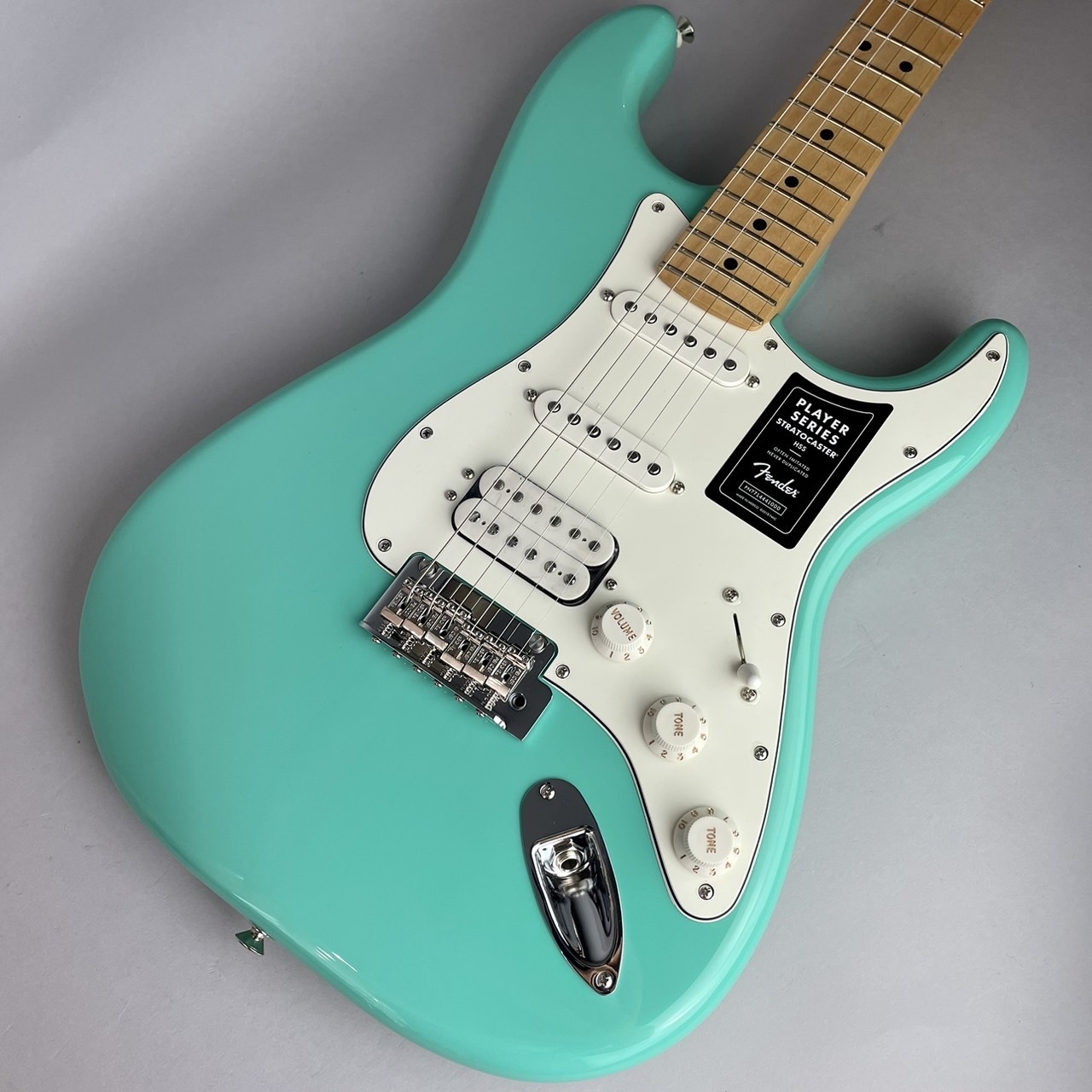 FenderPlayer Stratocaster HSS Maple Fingerboard Sea Foam Green