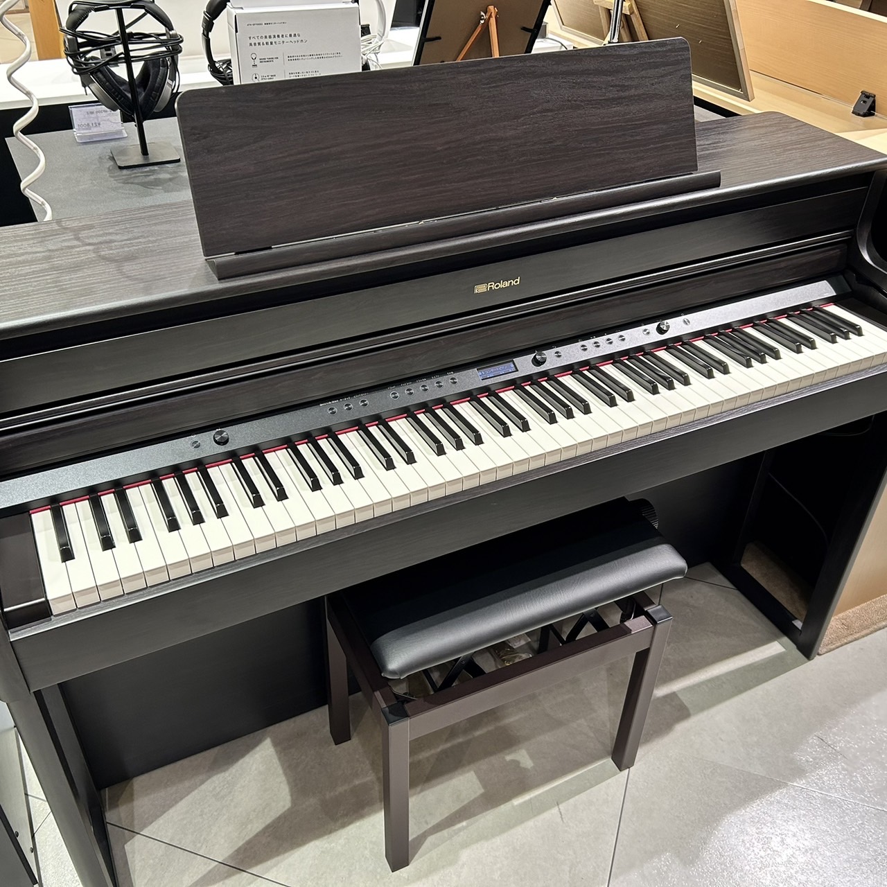 HP704