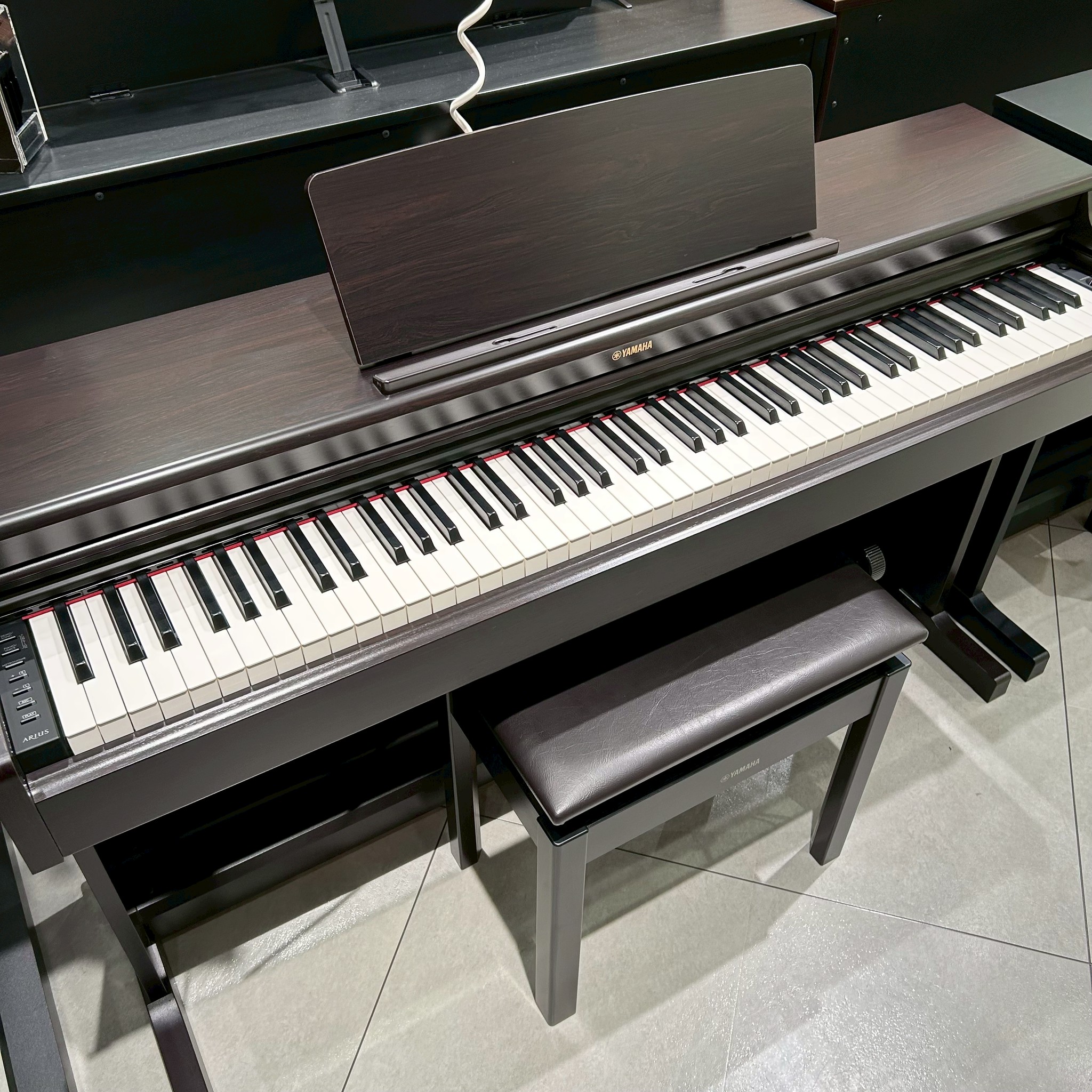 YAMAHAYDP-165（カラー：ローズ）