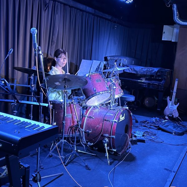 初めての演奏で緊張されていましたが、会場をしっかり盛り上げてくれました✨
