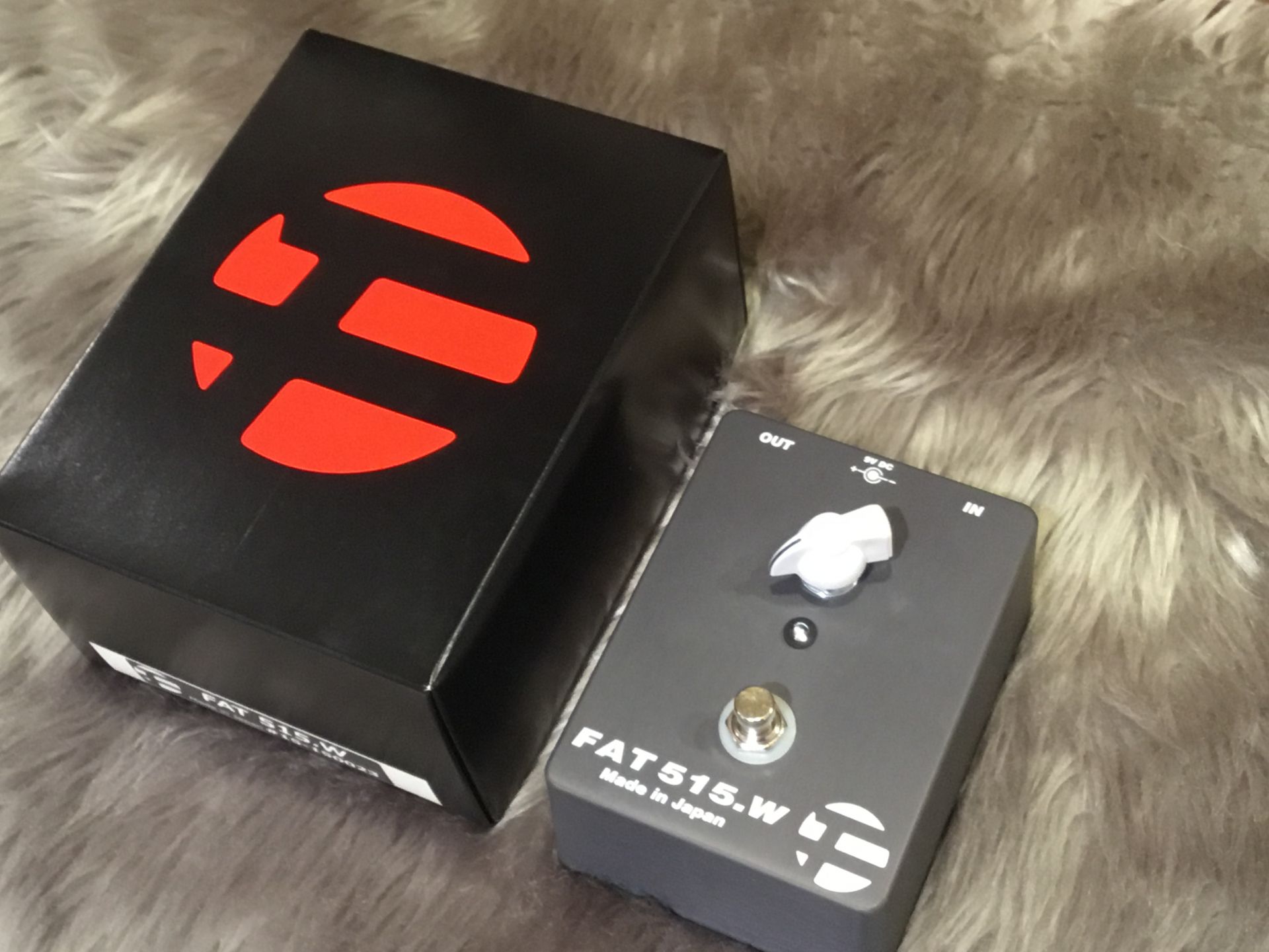 激安通販の 新入荷・レアもの】FAT 515.Wフィクストワウ入荷しました ギター
