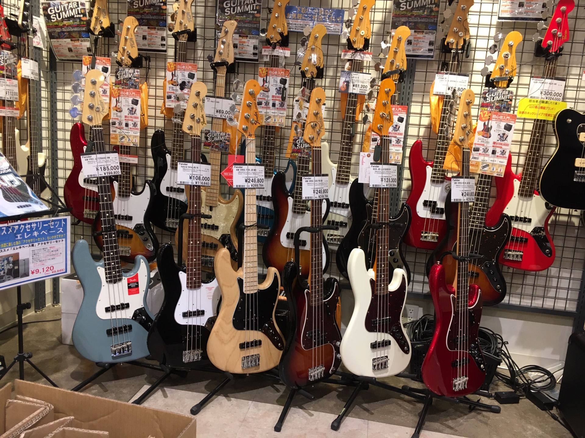 ギターサミット間近！！Fenderエレキベースが緊急入荷！！！