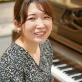 【岡山県倉敷市幼児の基礎音楽教室】講師紹介　友枝 彩（金曜日）