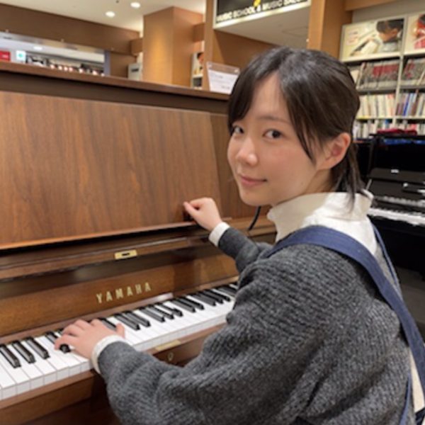 ピアノアドバイザー　江崎<br />
（倉敷店）