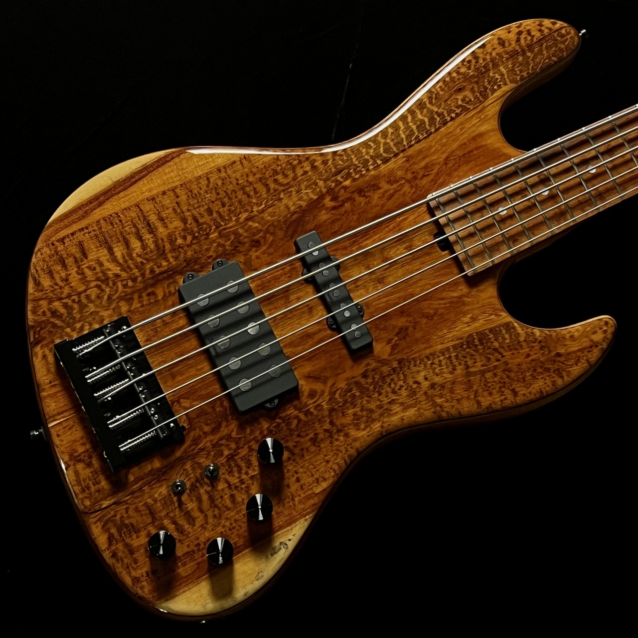 SadowskyMasterBuilt 21-Fret MM-Style Bass Limited Edition 2022