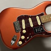 Fender　Player Plus Stratocaster Pau Ferro Fingerboard