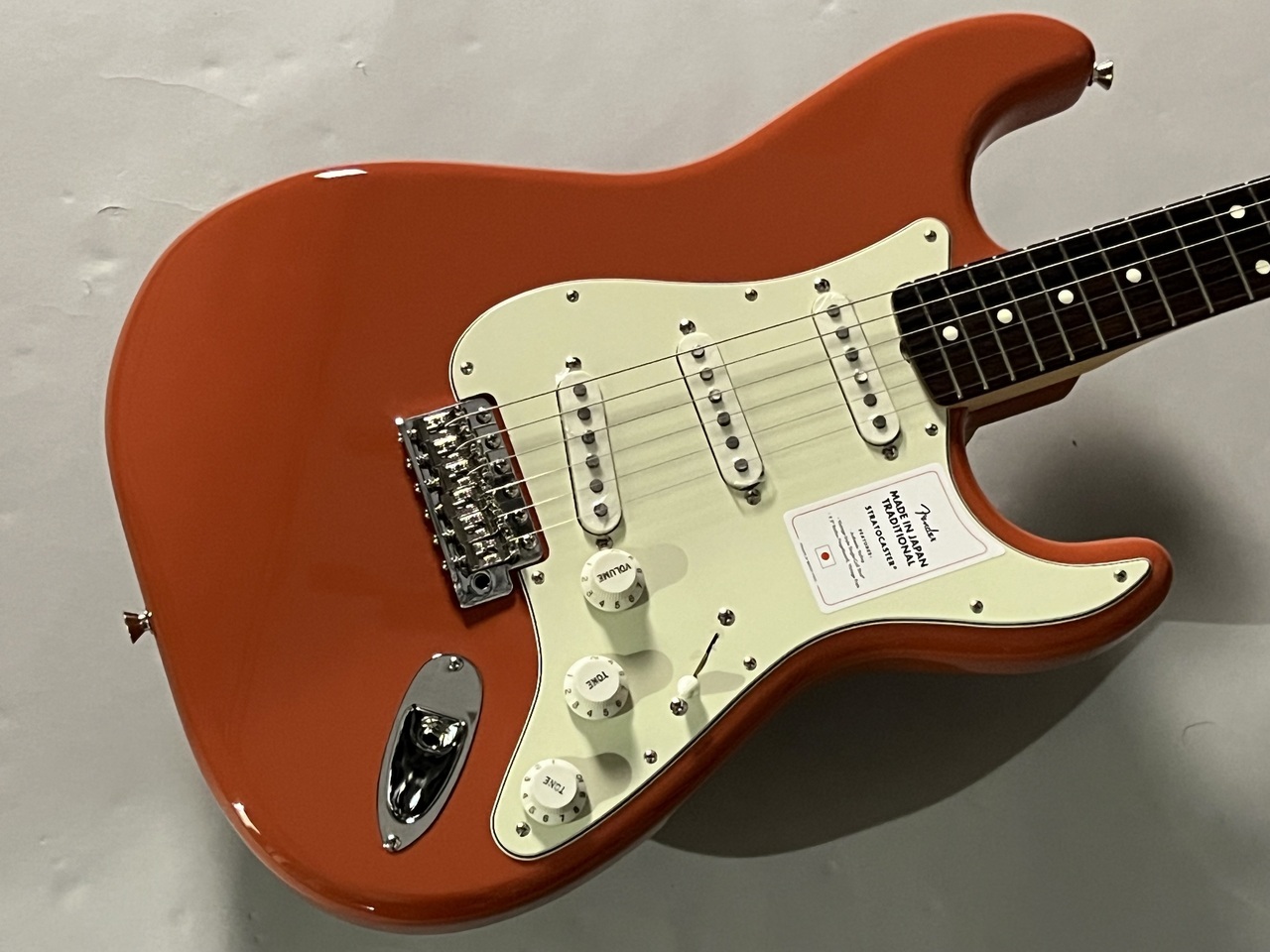 FenderMade in Japan Traditional 60s Stratocaster Rosewood Fingerboard【Fiesta Red】