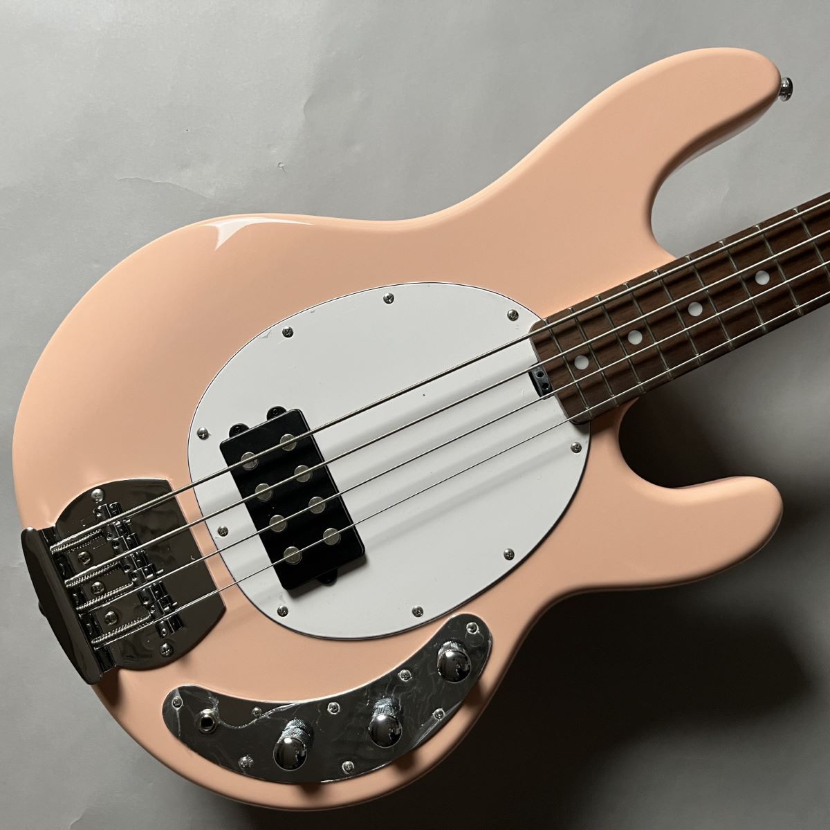 MUSIC MAN Classic Stingray 4 Black 2BAND EQ 2010年製買取り