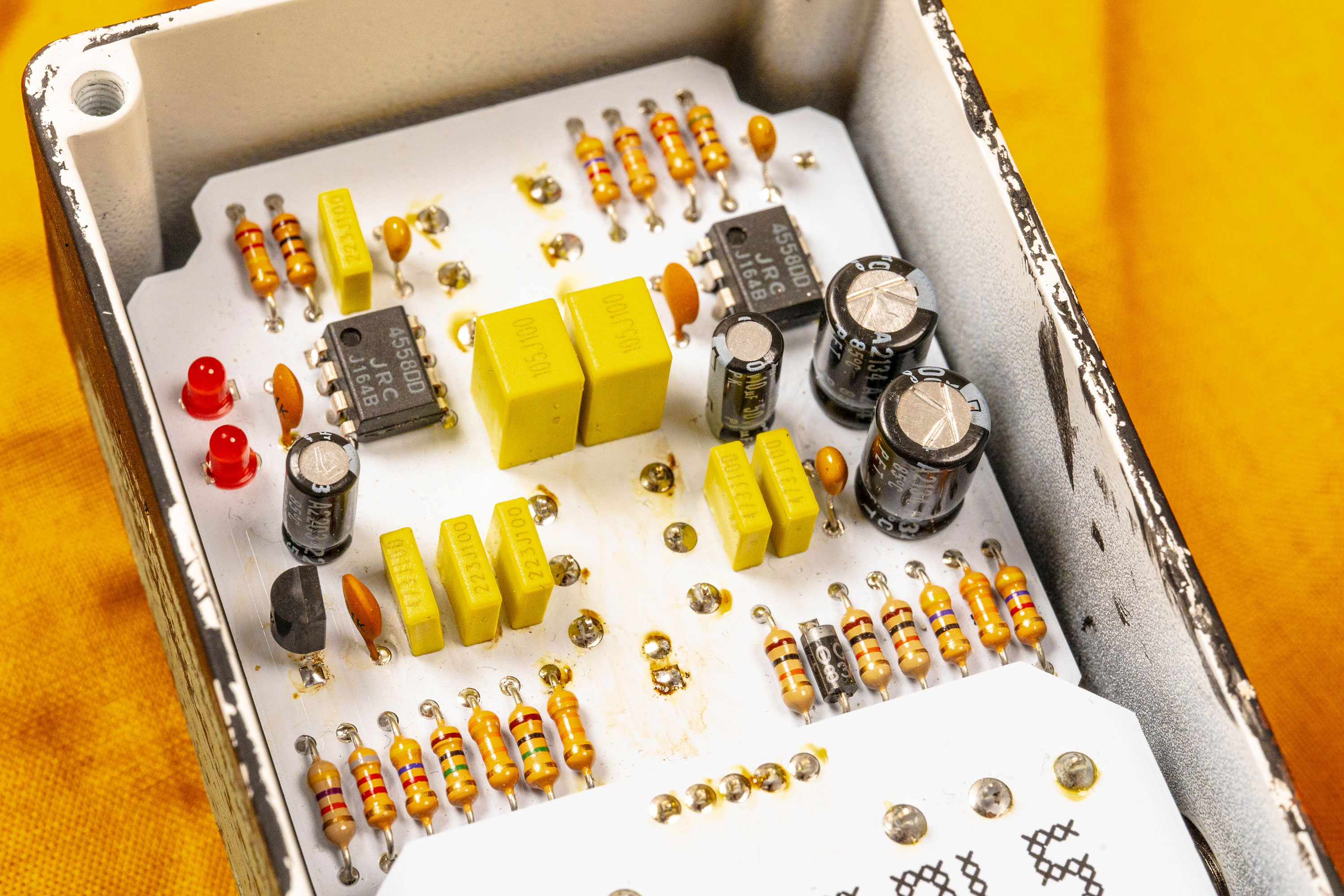 New!!DIY Pedals / BST4A produced by Petla