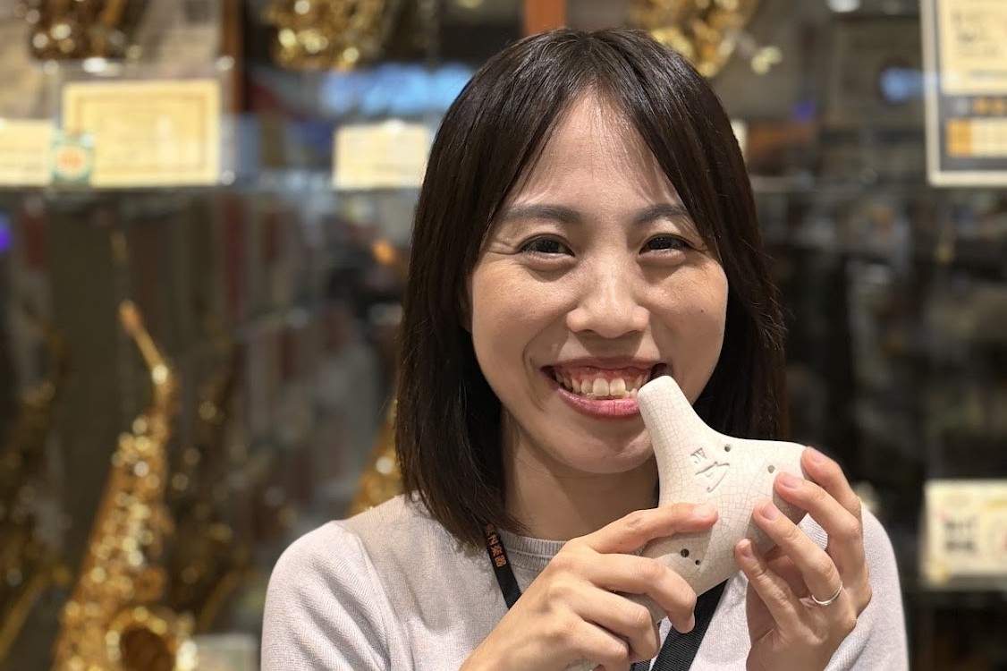 CONTENTSオカリナインストラクタープロフィールインストラクター紹介・演奏動画コース・料金インストラクターからメッセージ音楽教室担当のご紹介オカリナインストラクタープロフィール インストラクター紹介・演奏動画 ※公開までしばらくお待ちください。 コース・料金 皆さまのライフスタイルに合わせた予約 […]