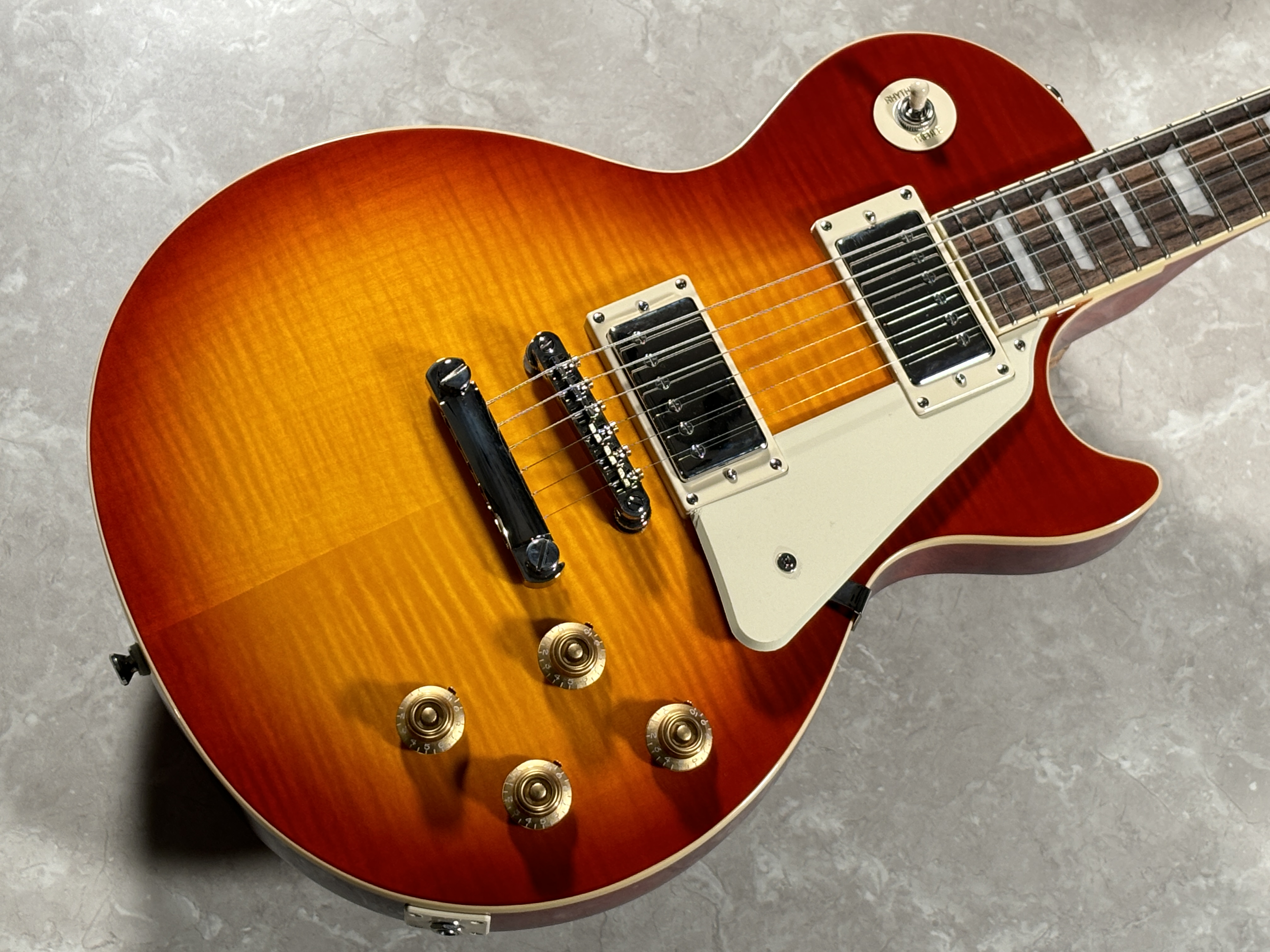 EpiphoneLes Paul Standard 50s Figured Top Washed Cherry Sunburst