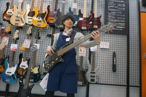 スタッフ写真 デジタル製品、DTM、PA関連 森山