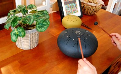 落ち着く音色で丸い形が特徴的「タングドラム」のご紹介