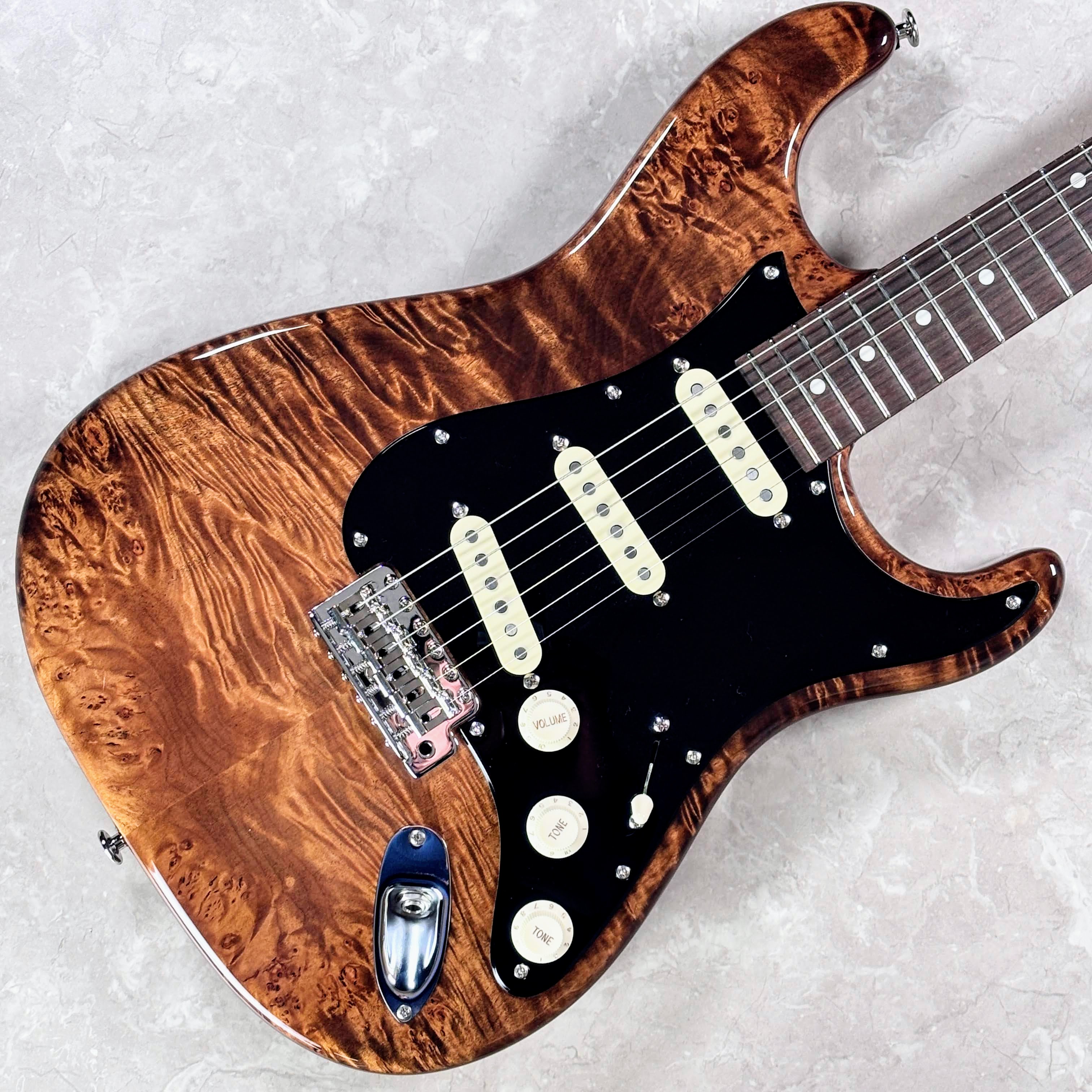 MOMOSEMC-SAKURA LTD/R